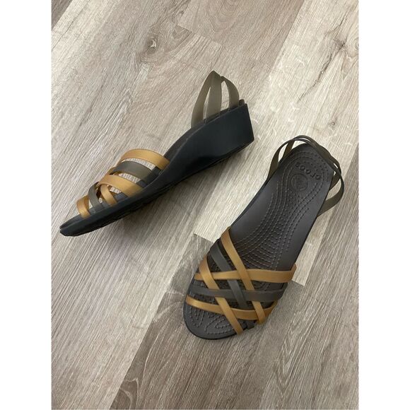 Crocs Huarache Mini Wedge Brown/Black Sandals, Size 9 - Picture 7 of 9